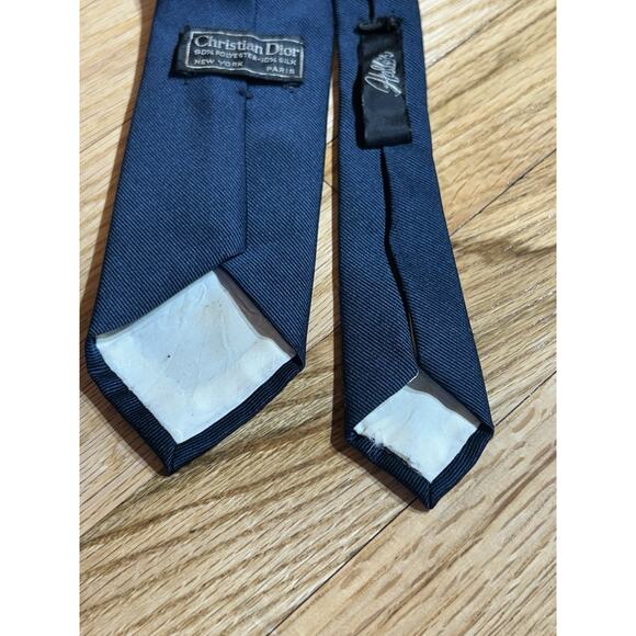 Christian Dior Dark Navy Blue Silk Blend Necktie - Picture 4 of 4